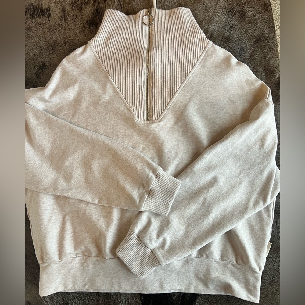 Varley quarter zip 🤍